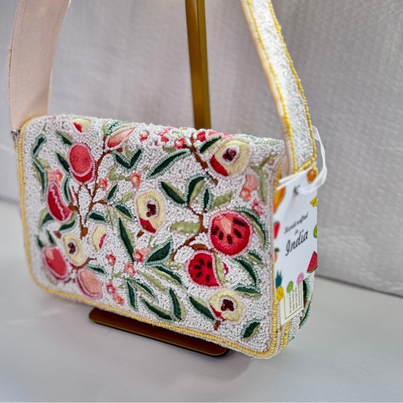 Handmade Beaded Peach Shoulder Bag + Peach Bag Charm NWT - Picture 5 of 6